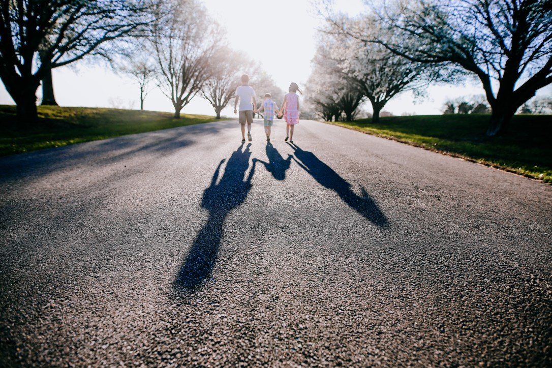 kids spring easter pictures blooming trees portraits 