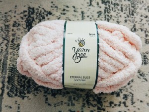 large chunky knit blanket DIY tutorial