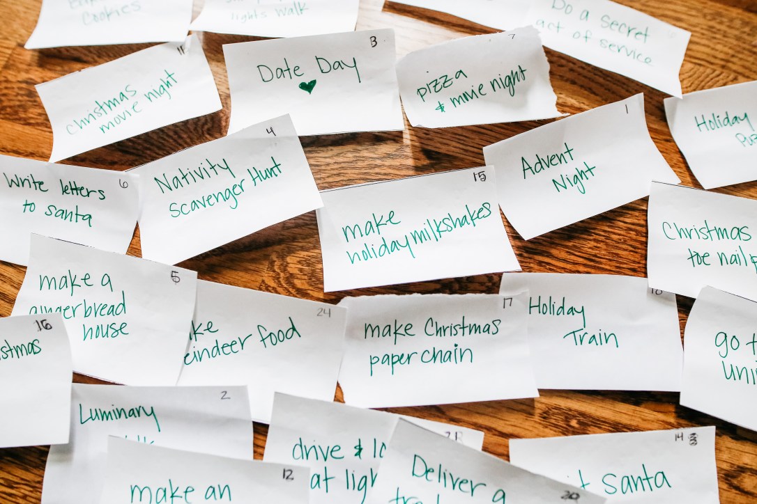 DIY holiday christmas advent activity calendar